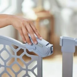 Frisco Metal Geometric Pattern Extra Tall Auto-close Dog Gate -Frisco 299514 PT4. AC SS1800 V1627306640