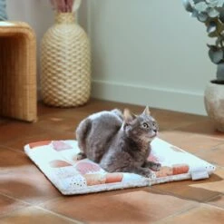 Frisco Reversible Square Cat Pad, Calico Cat